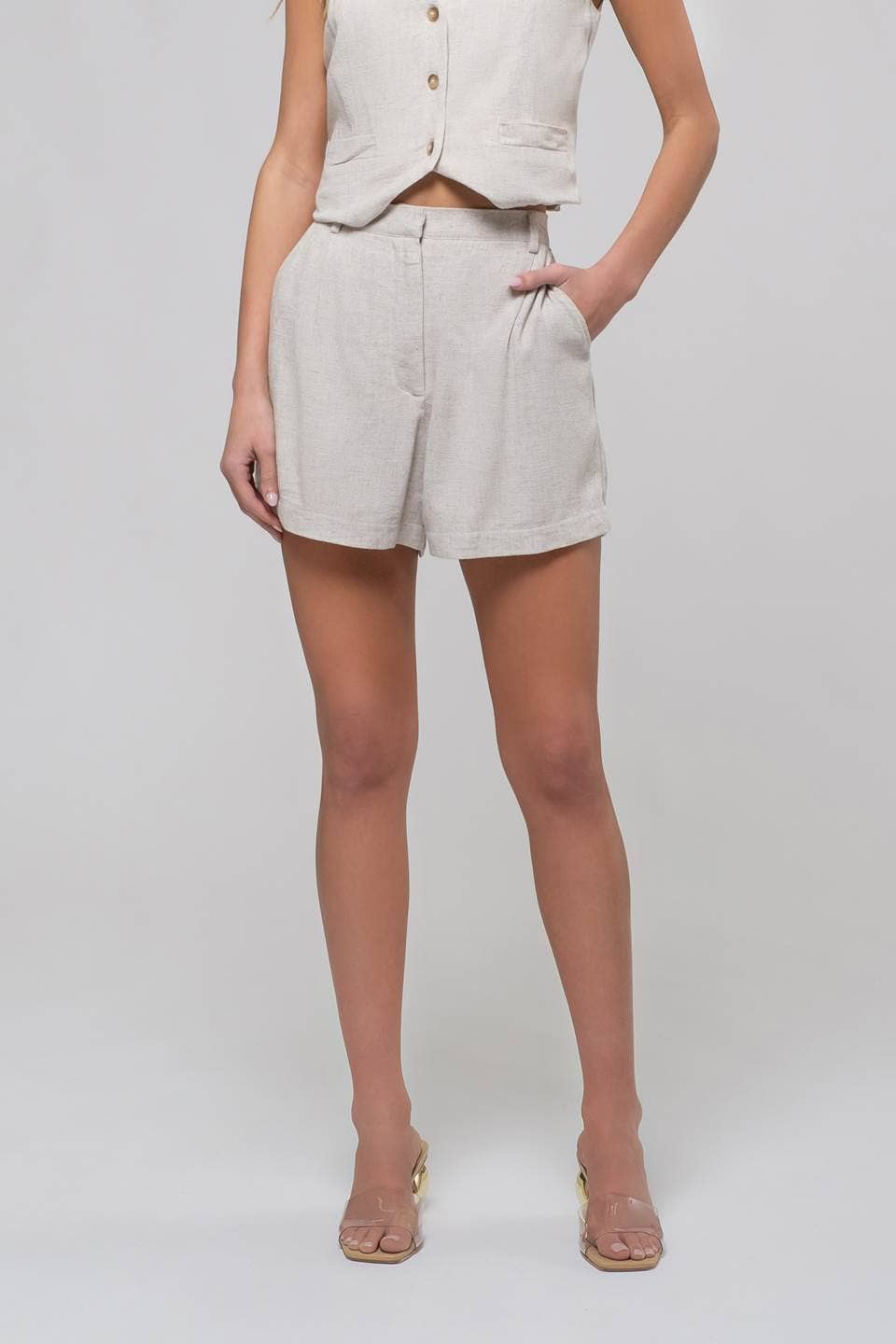 LINEN ELASTIC WAIST SHORTS