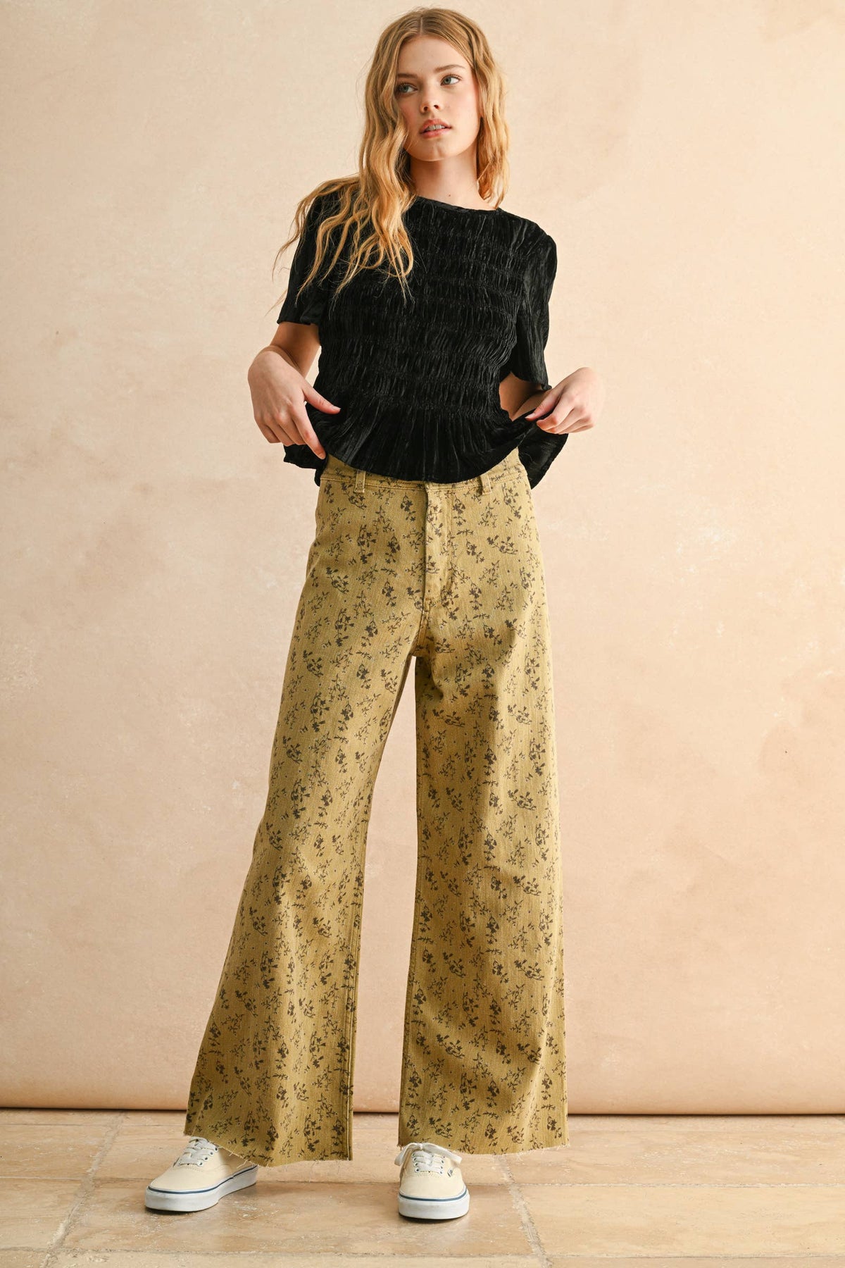 Floral Stretched Pants: Straw