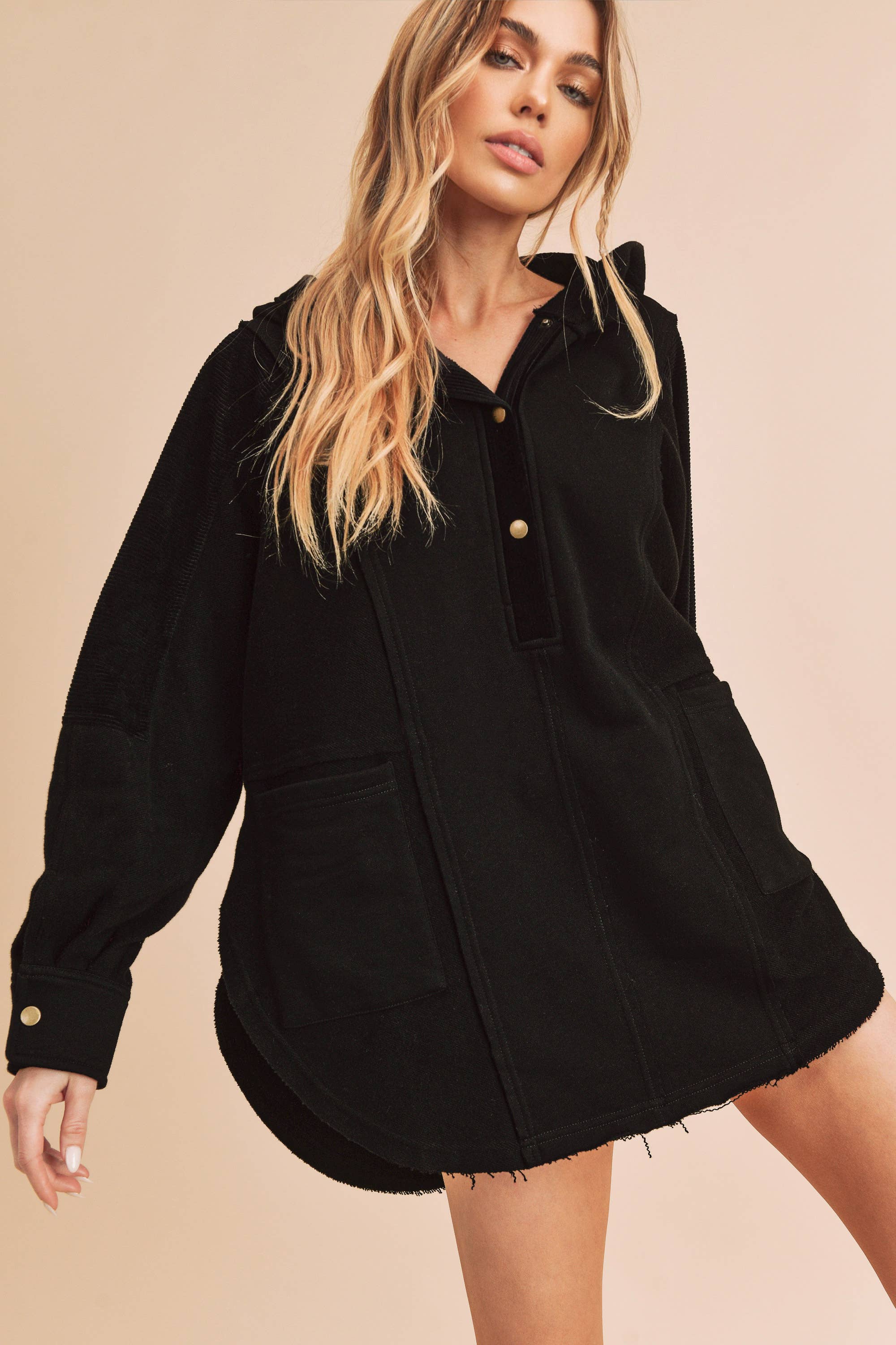 Dove Pullover: Black