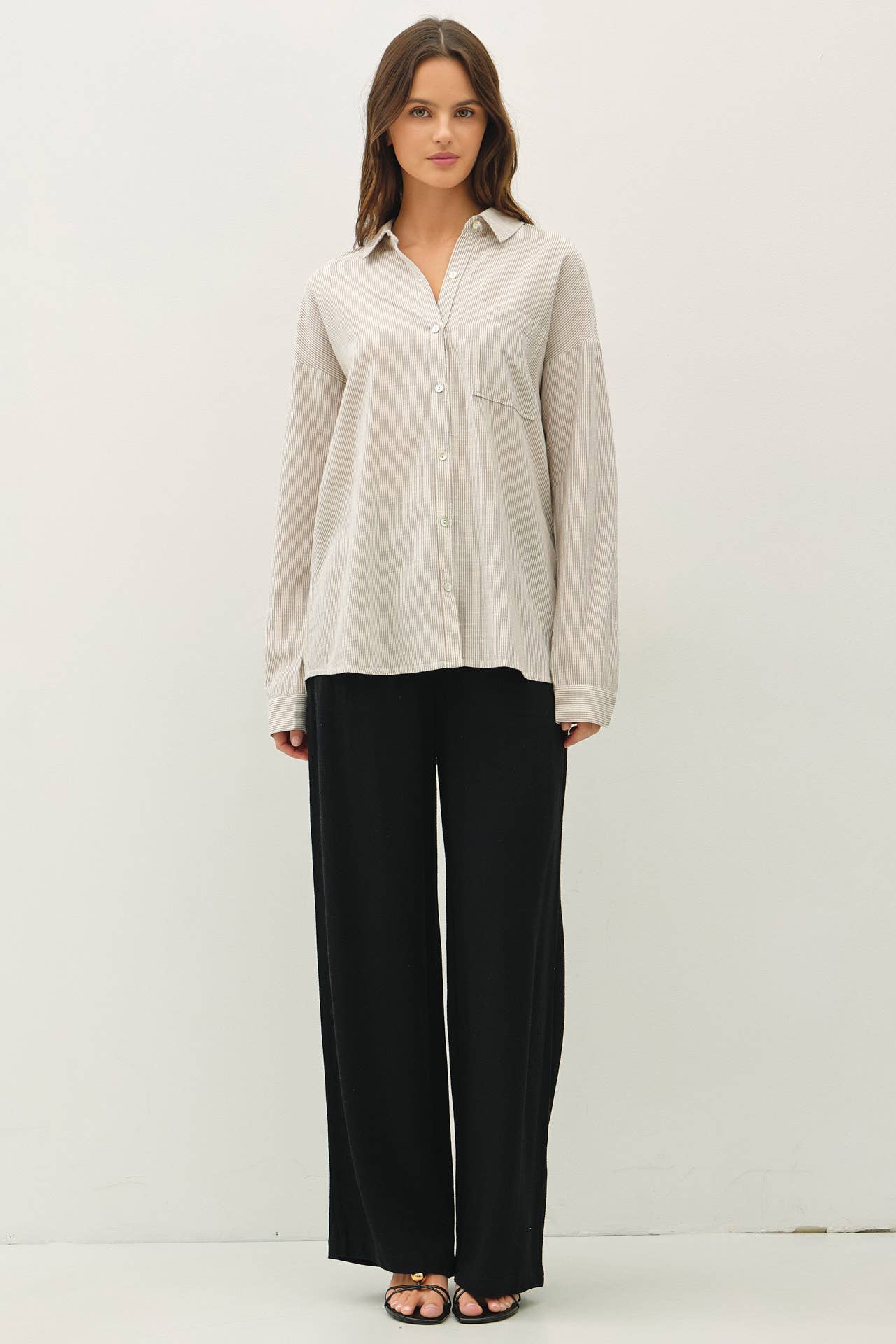 Hairline Button Down: Khaki