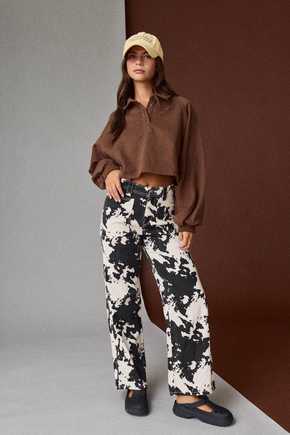 Collared Sweatshirt: Chocolate