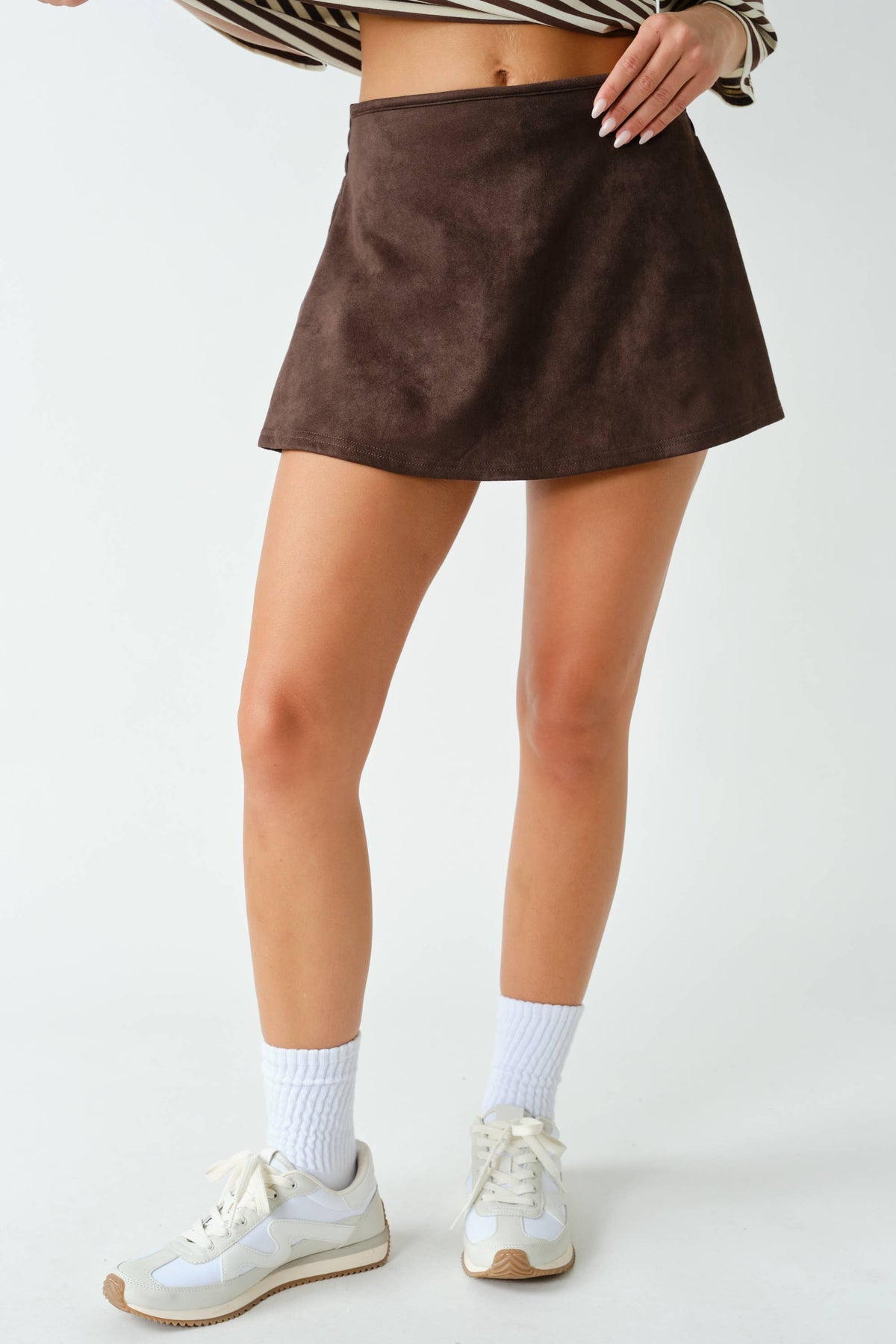 Mojave Suede Skort: Coffee Bean