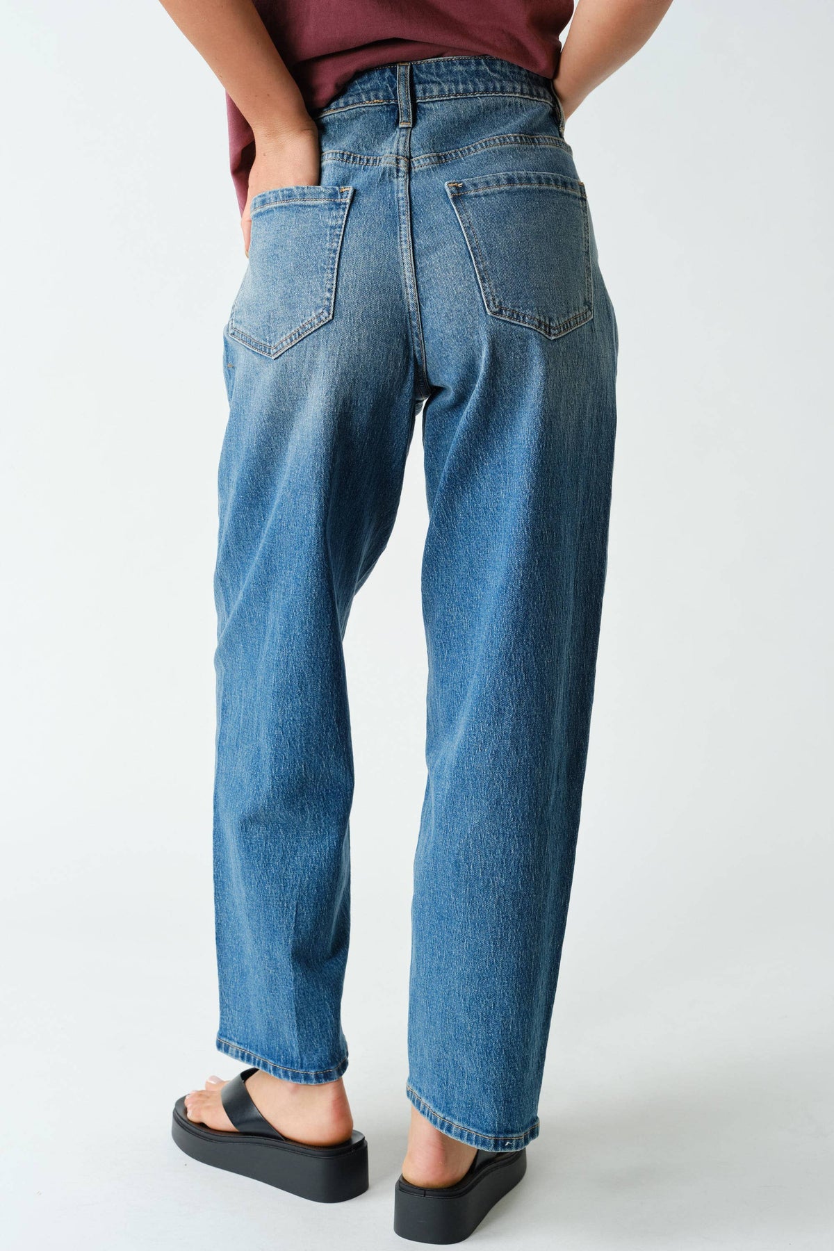 Melrose Denim Barrel Jeans: Denim