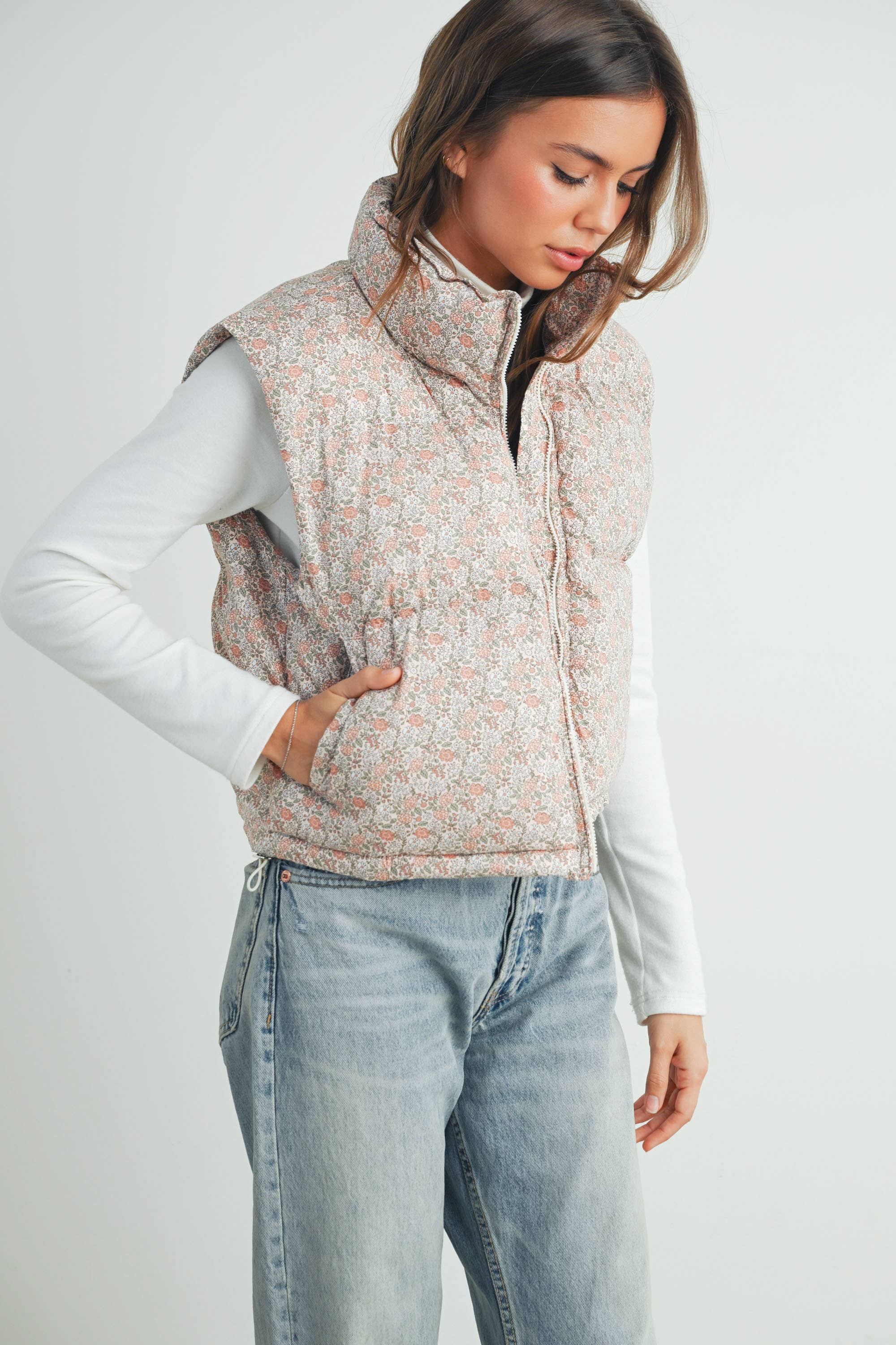Floral Puffer Vest:Blush