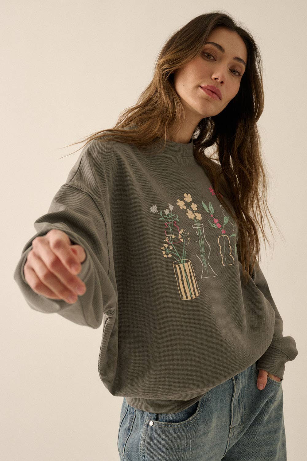 Floral Vases Graphic Top: Charcoal