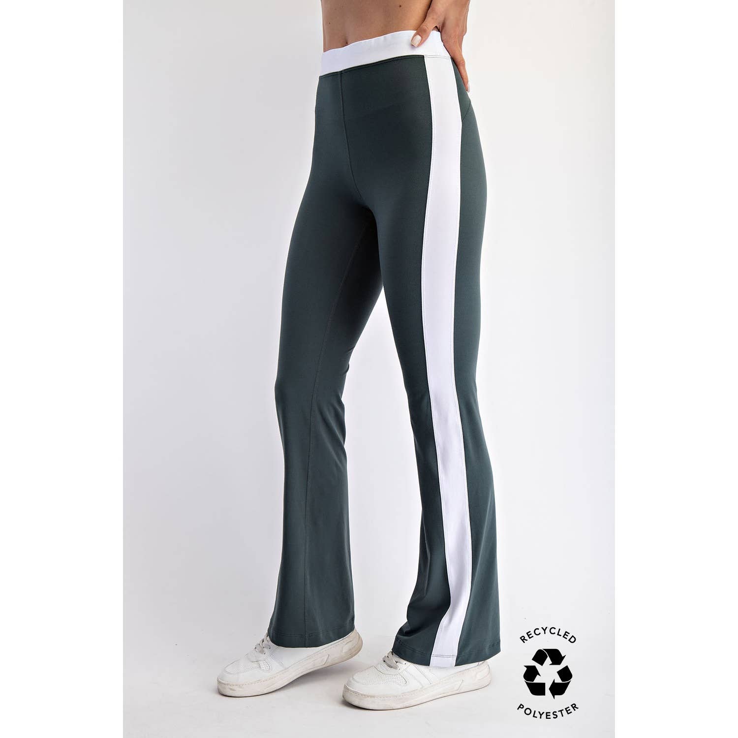 Butter Soft Flares: Spruce/White