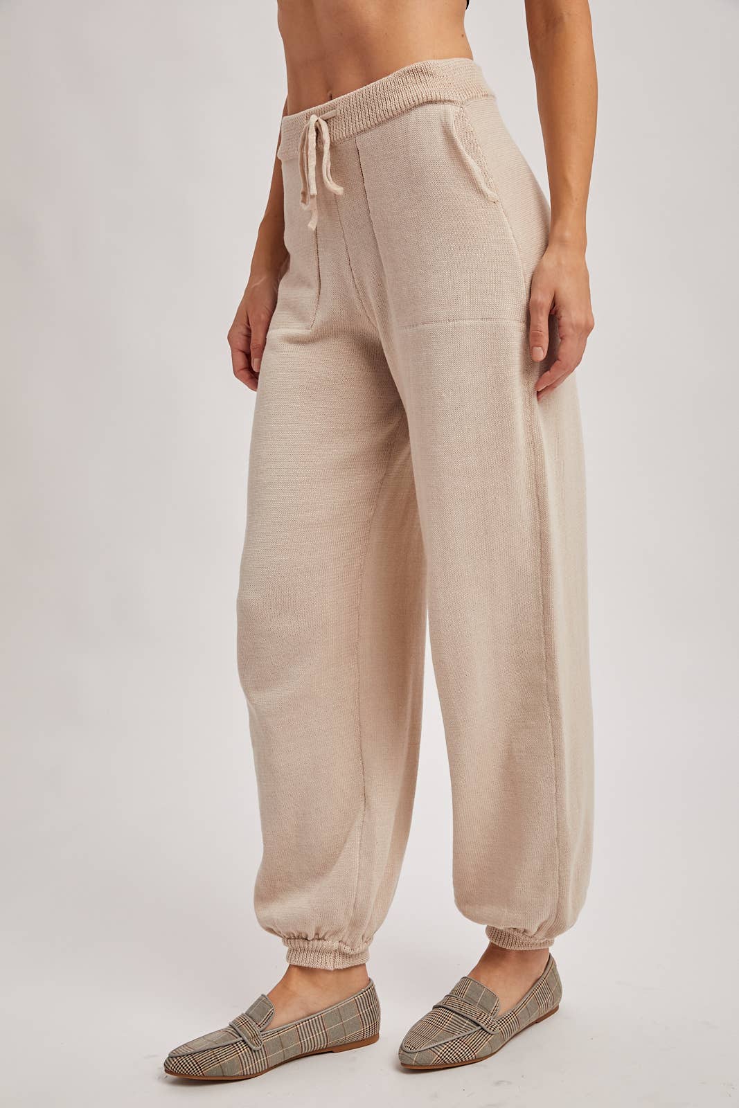 Relaxed Knit Jogger: Beige