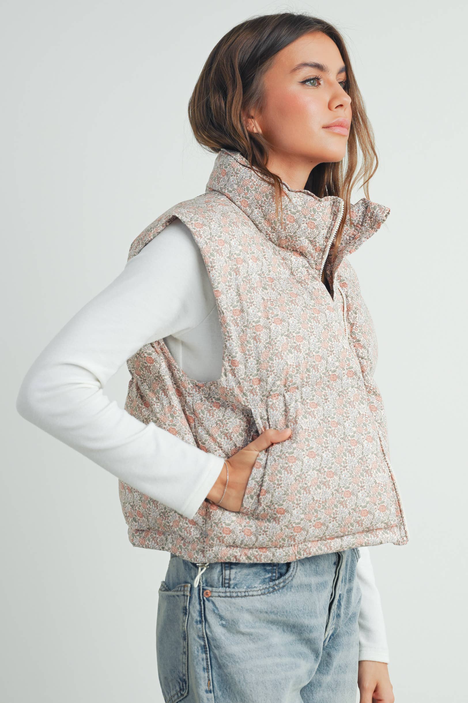 Floral Puffer Vest:Blush