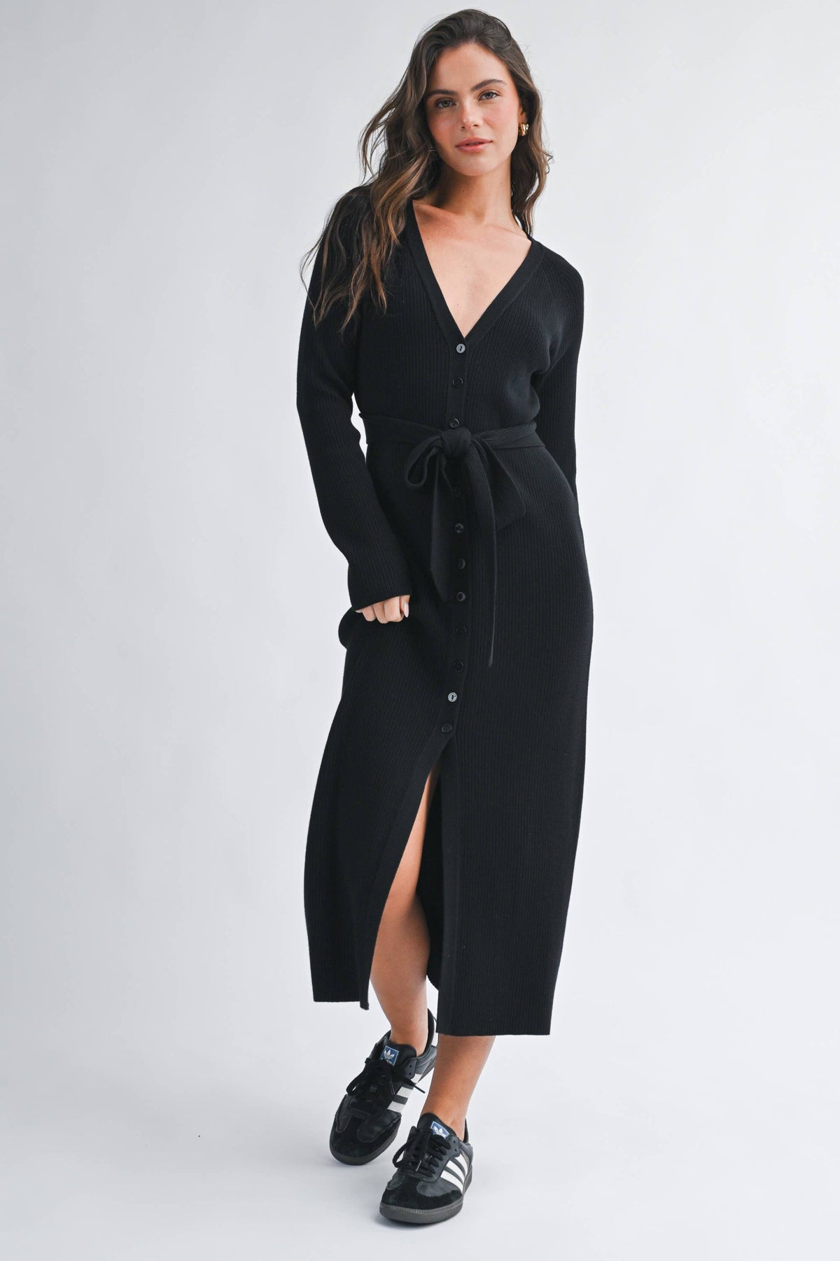 Ribbed Button Midi Dress: Black