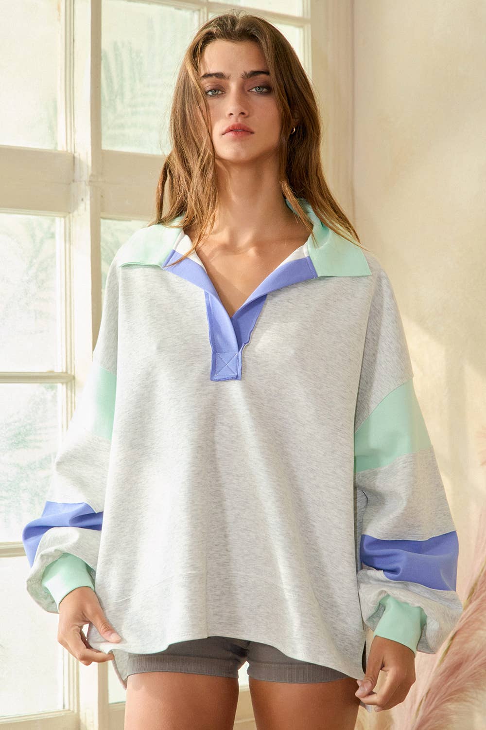 Color-block Collared Top:Grey/Mint