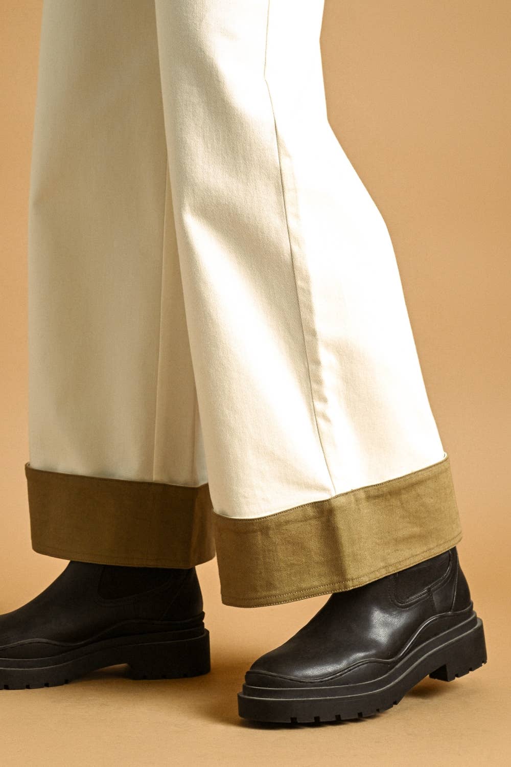 Contrast Cuff Pants: ECRU