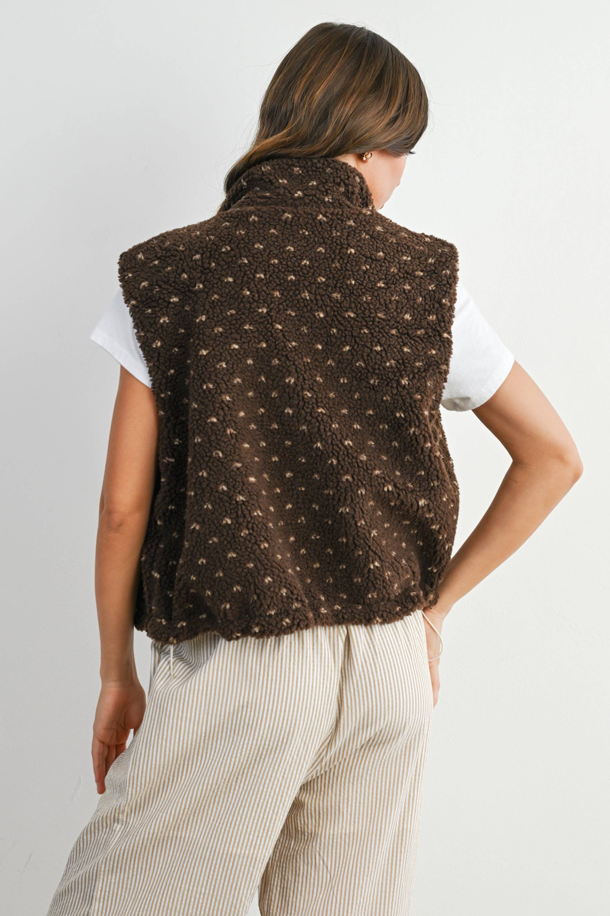 Floral Fleece Sleeveless Vest : Brown