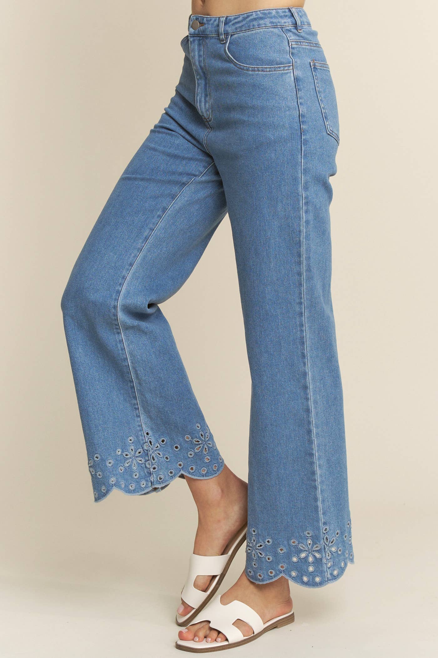 Detail Flare Jeans: Denim
