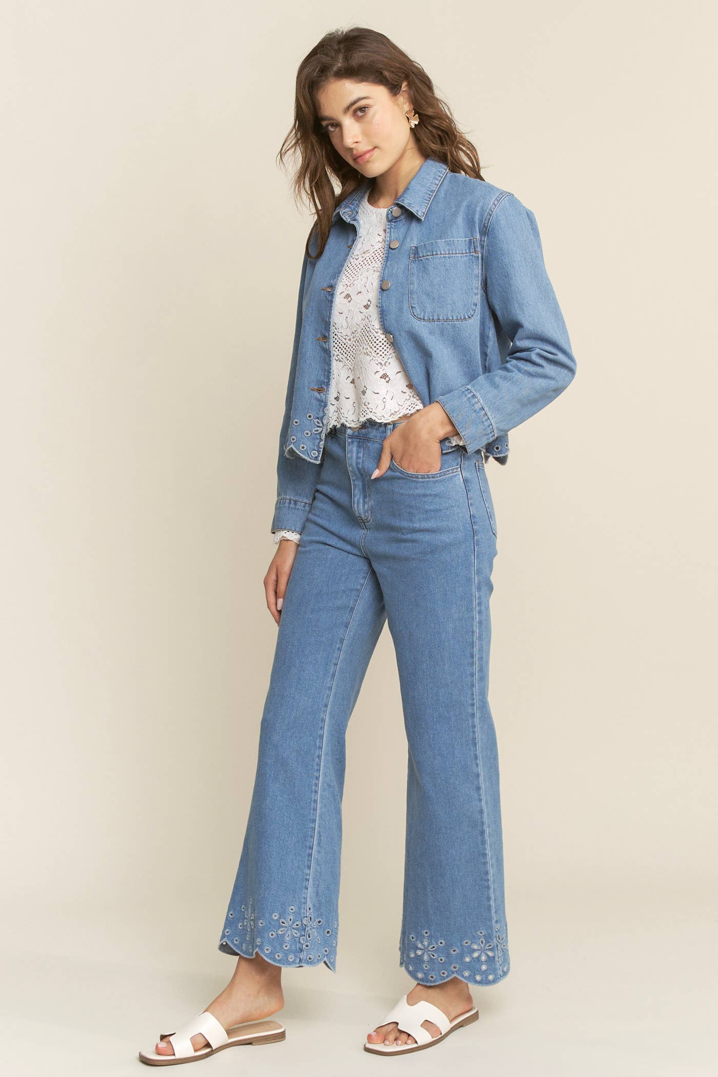 Detail Flare Jeans: Denim