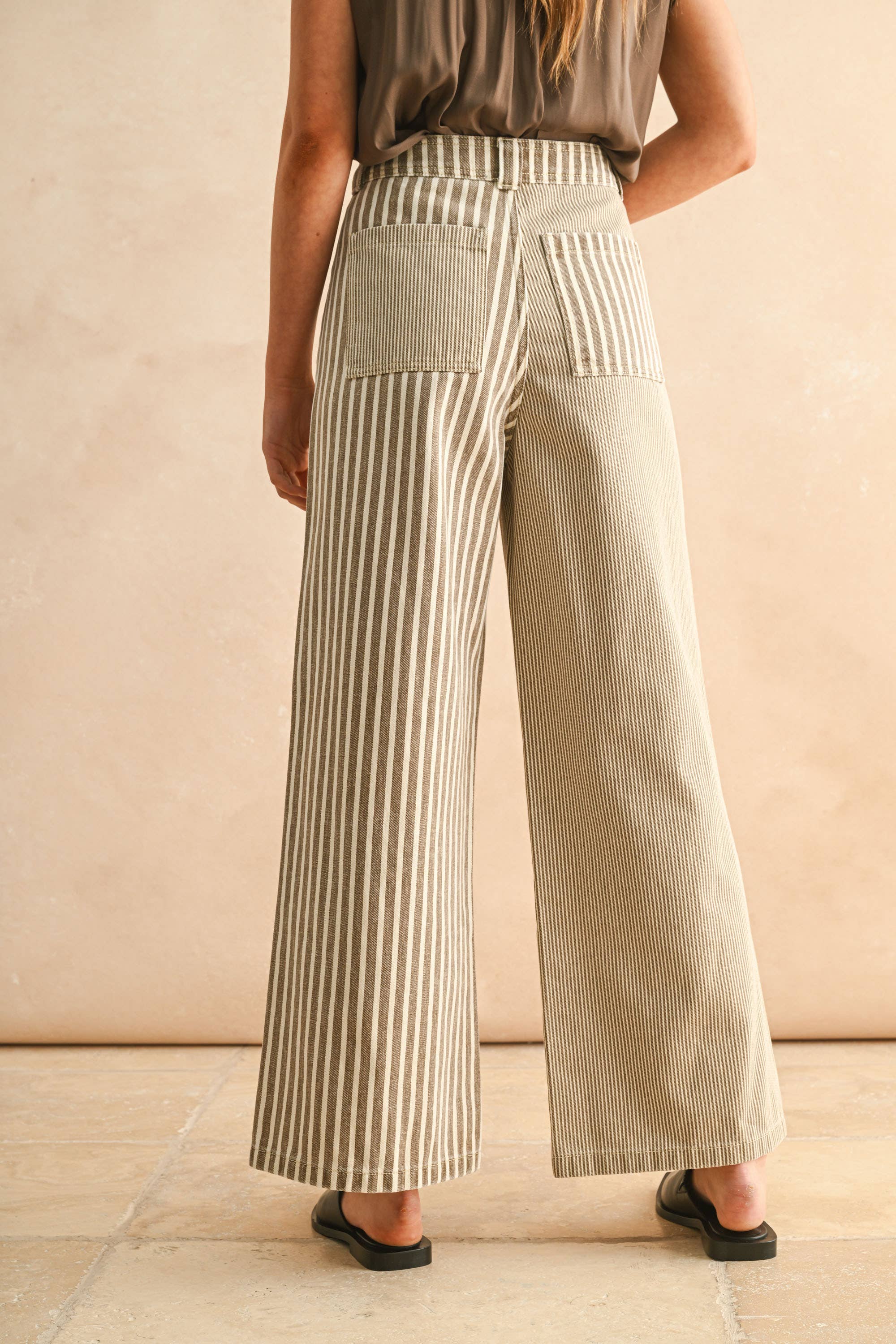Stripe Fabric Mixed Pants: Brown