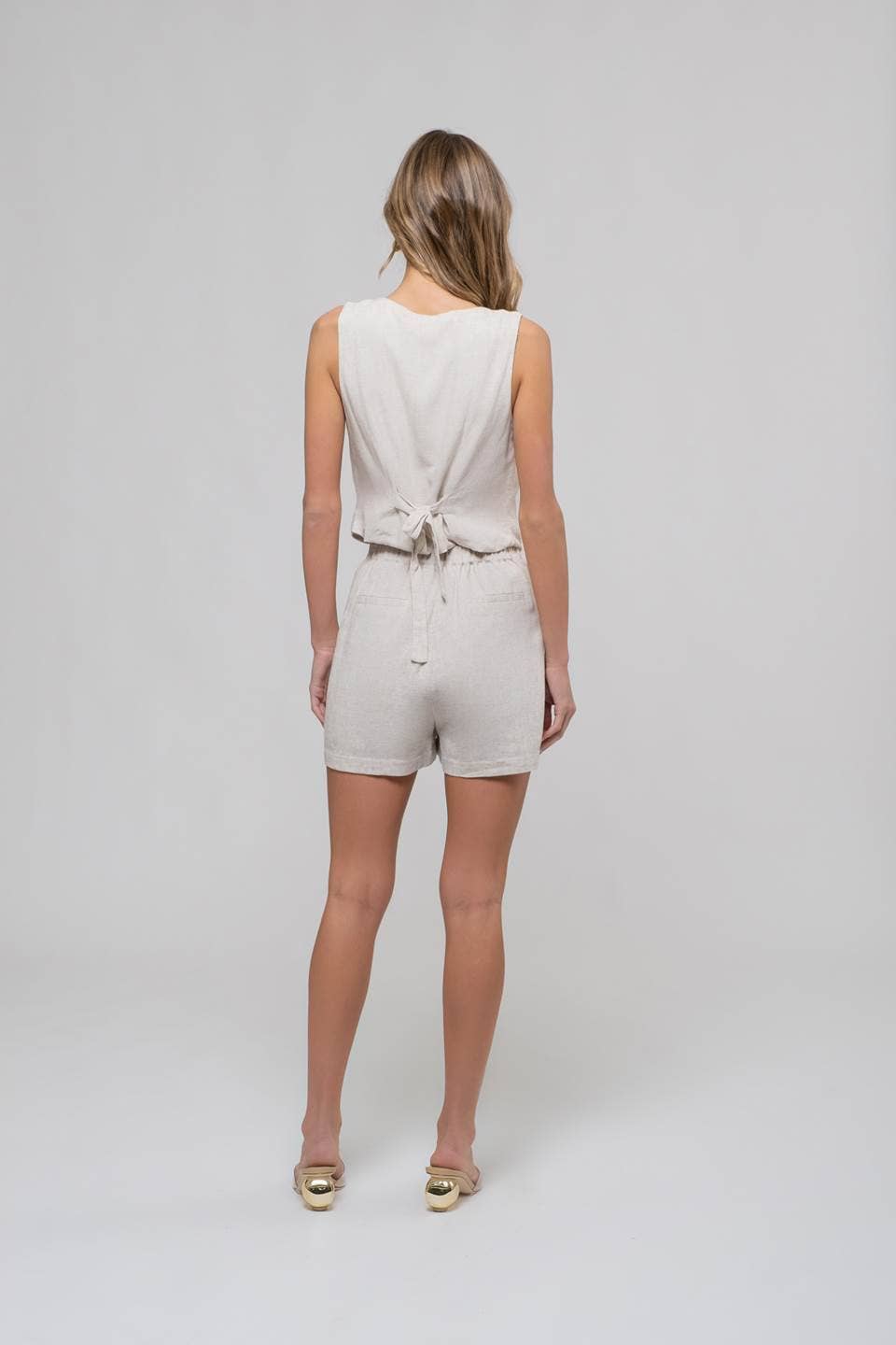 LINEN ELASTIC WAIST SHORTS