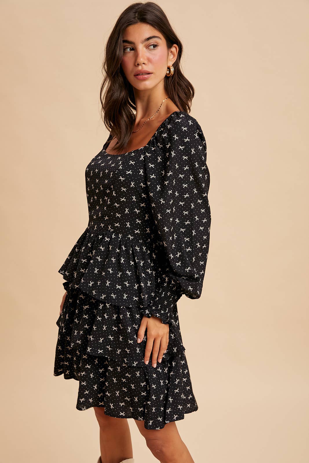 Long Sleeve Tiered Mini Dress:Black