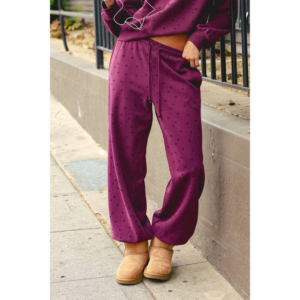 Star Print Jogger: Cherry