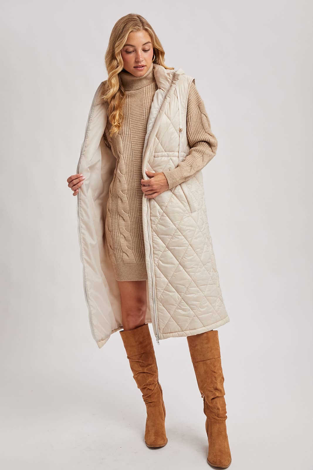 Diamond Puffer Vest: Beige