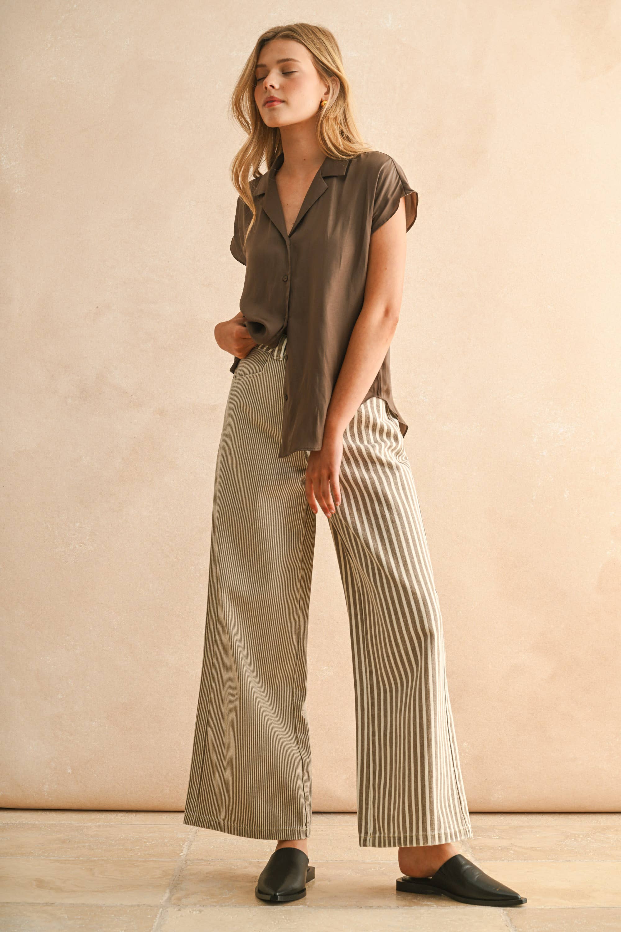 Stripe Fabric Mixed Pants: Brown