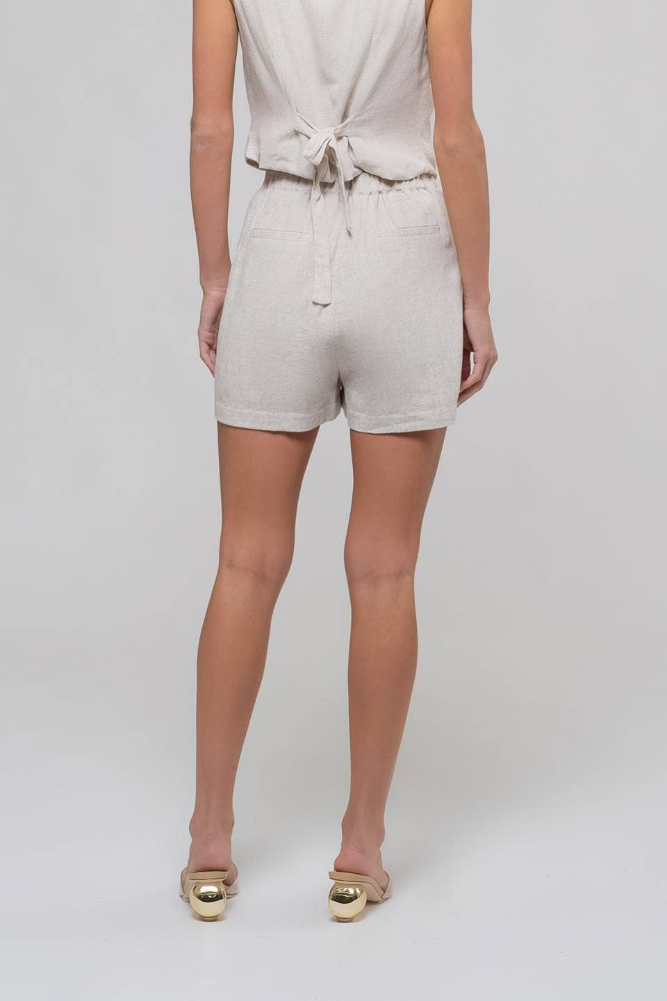 LINEN ELASTIC WAIST SHORTS