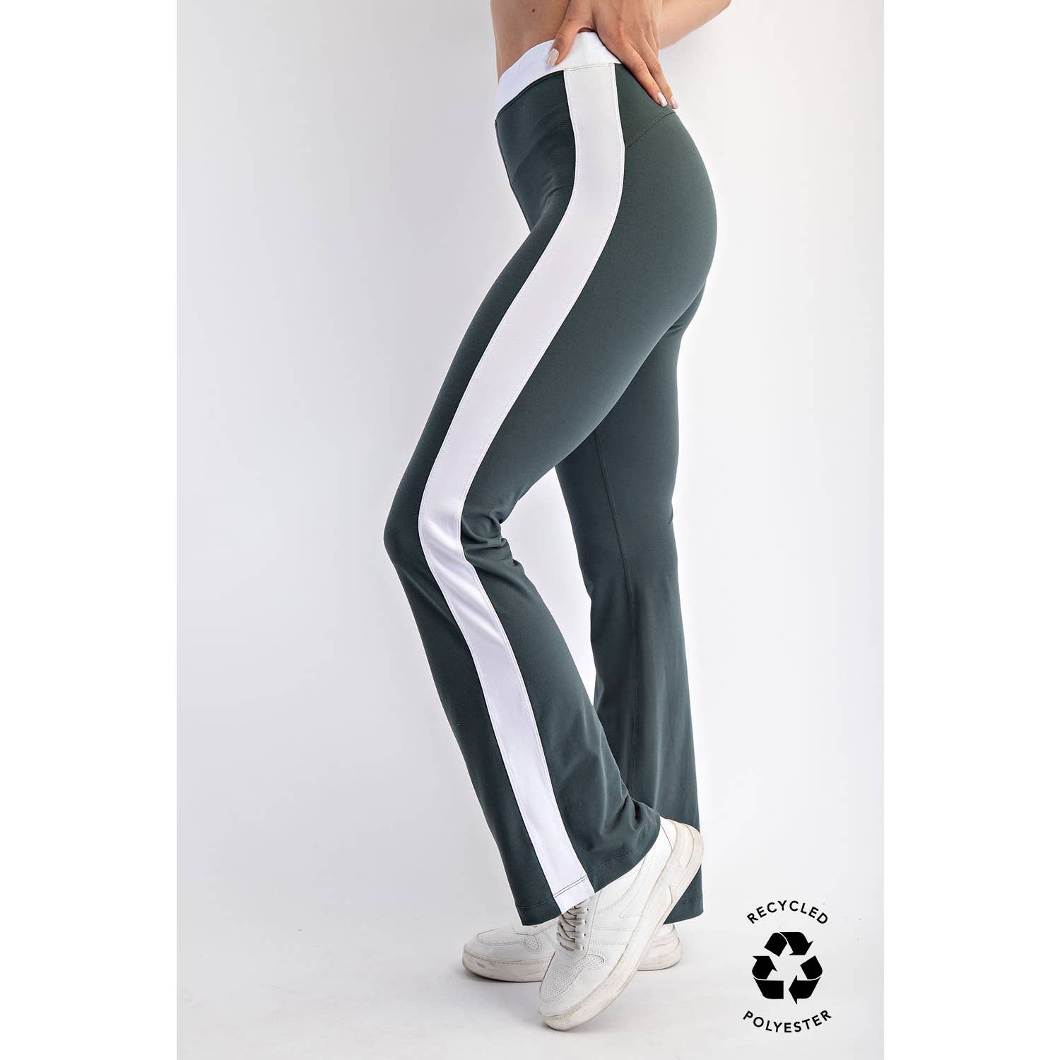 Butter Soft Flares: Spruce/White