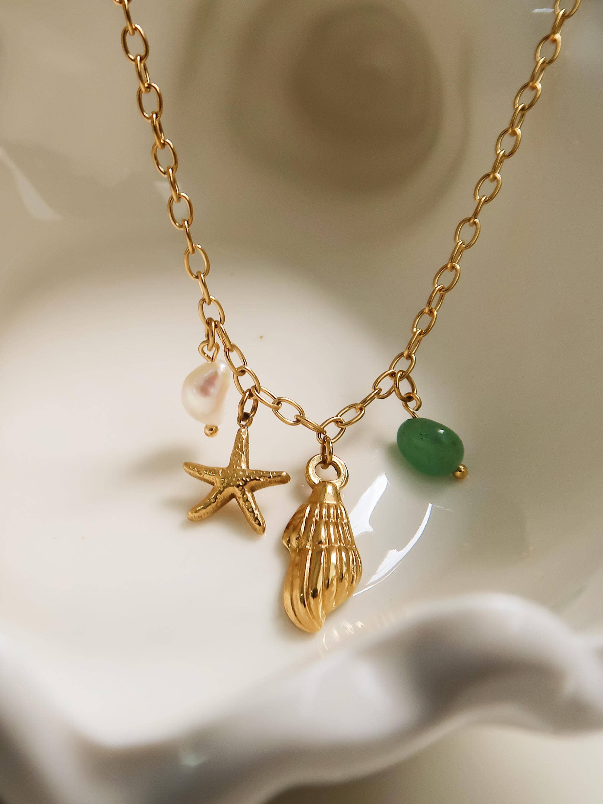 Bonbon 18K Gold Pearl and Shell Necklace