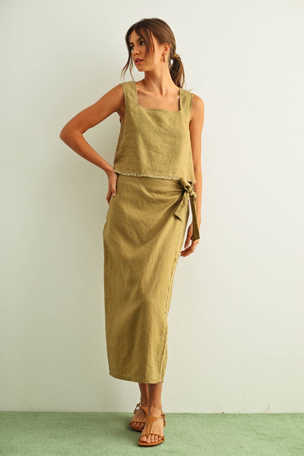 Square Neck Raw Hem Top: Brown