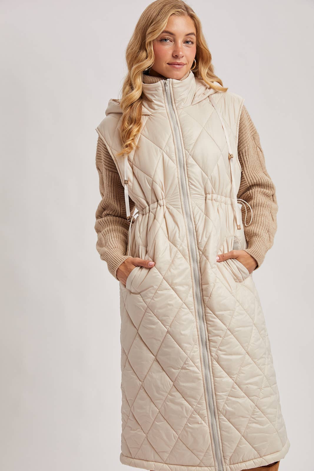 Diamond Puffer Vest: Beige