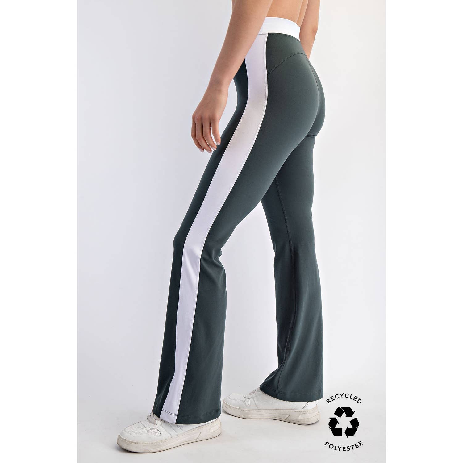 Butter Soft Flares: Spruce/White
