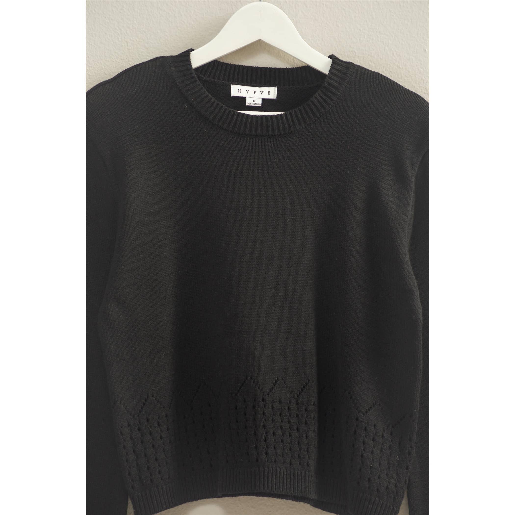 Detailed Long Sleeve Sweater: Black