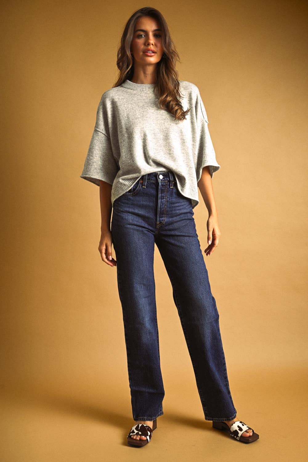 Short Sleeve Knit Top: H. Grey