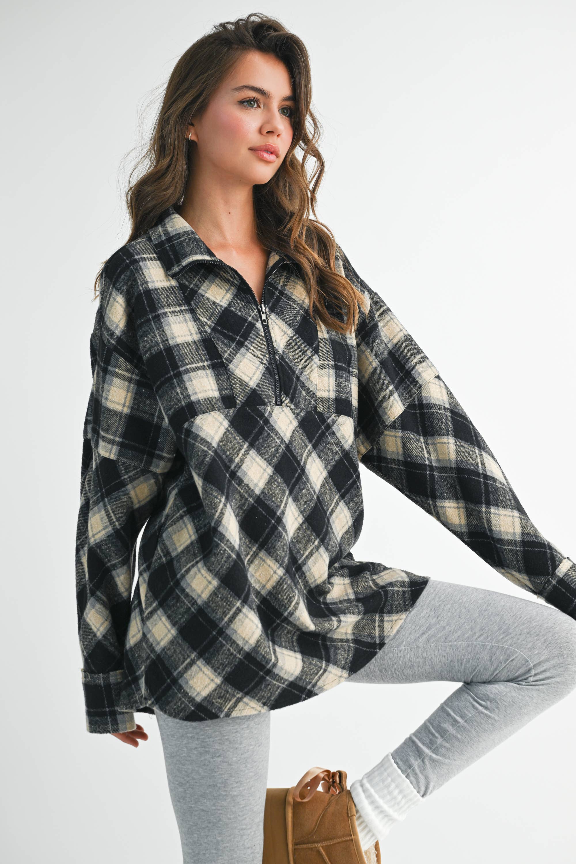 Mya Plaid Pullover: Black