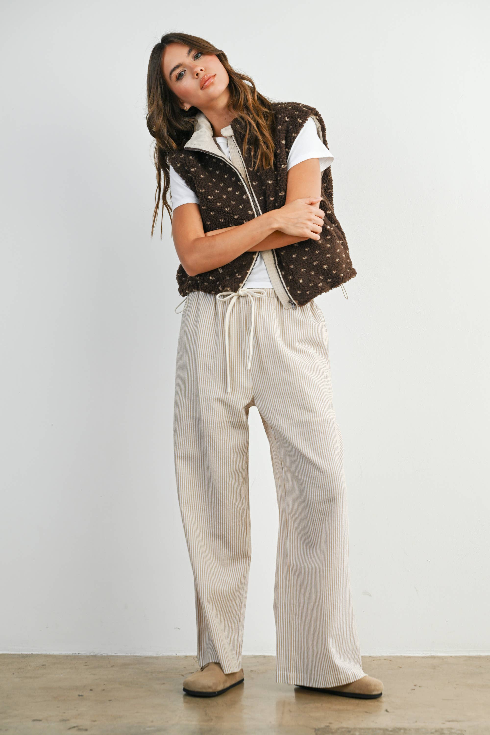 Floral Fleece Sleeveless Vest : Brown