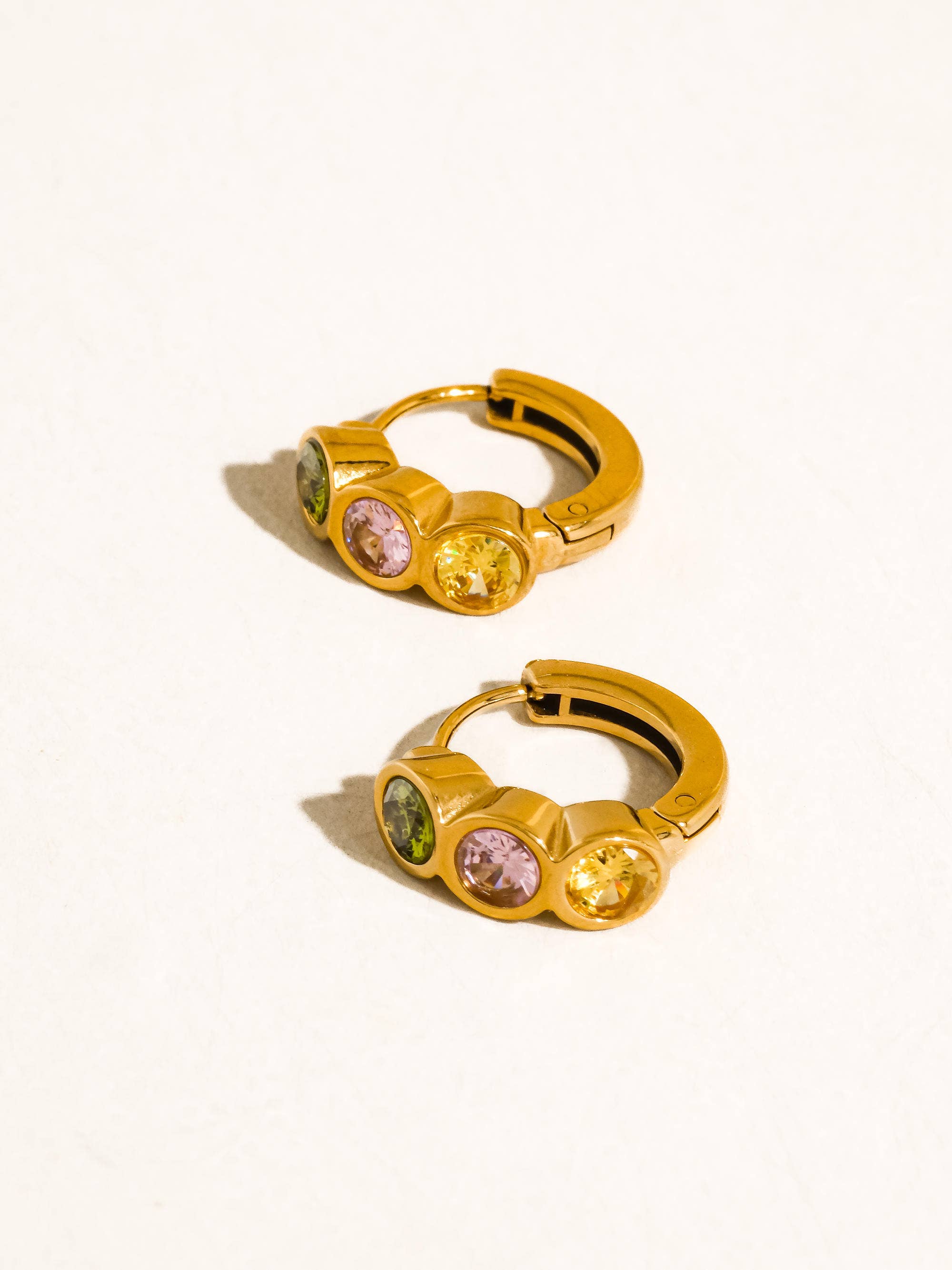 Azelia 18K Hoop Earrings: Multi