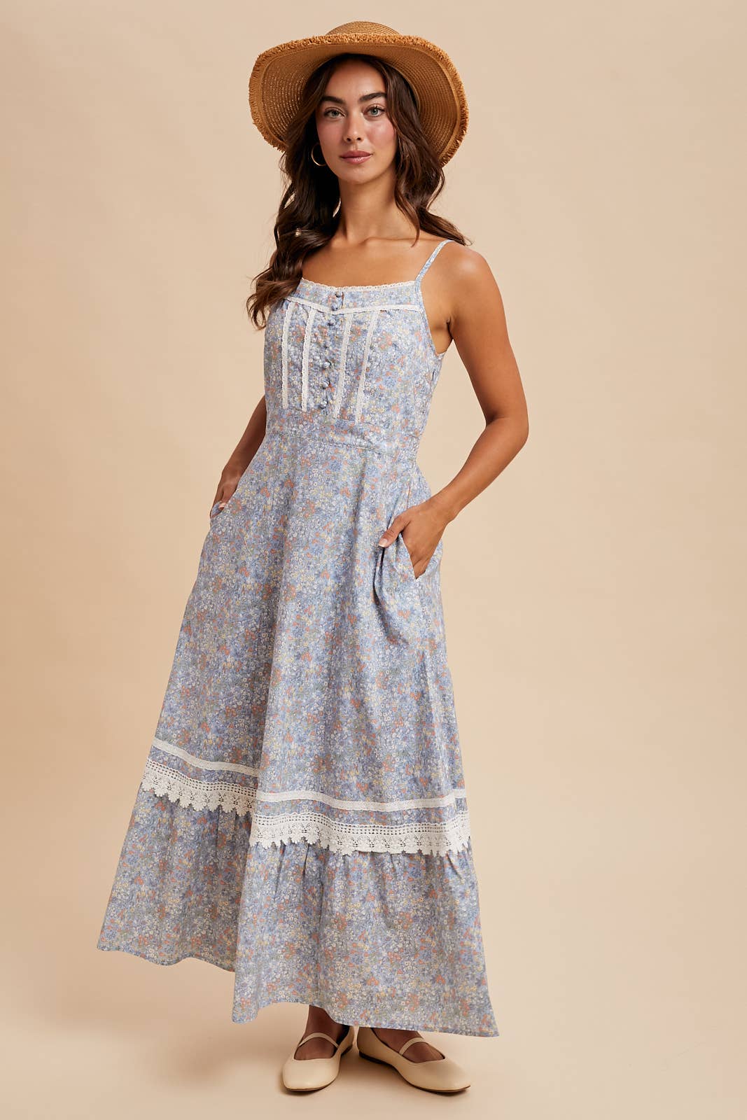 Floral Lace MaxiI Dress: Lt. Blue