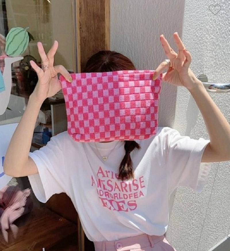 CHECKERED COSMETIC MAKEUP POUCH