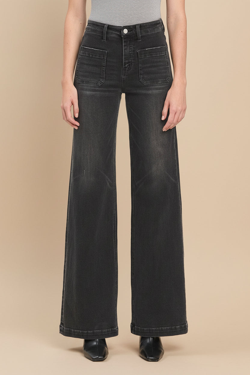 High Rise Blk Patch Pocket Jeans