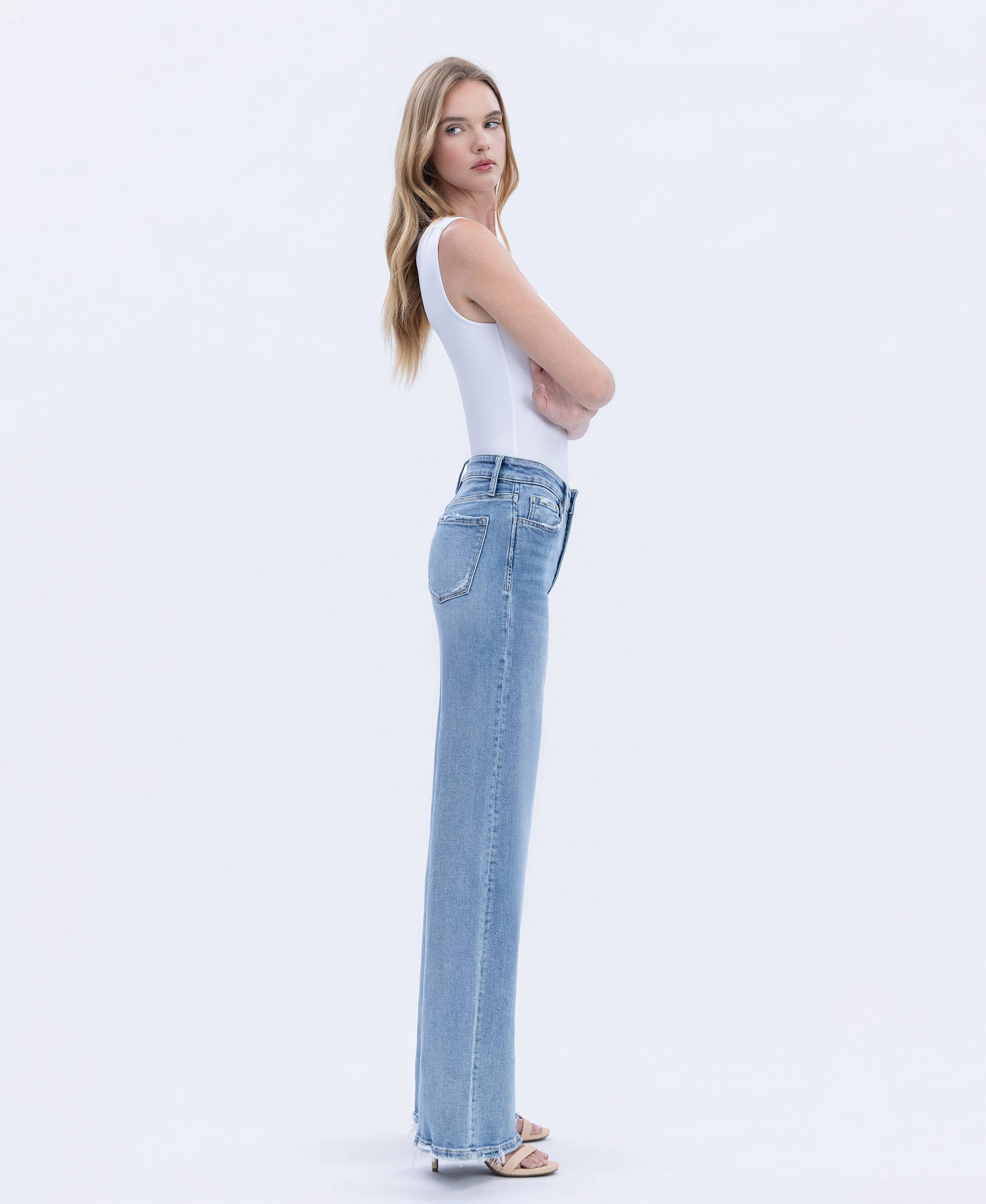 High Rise Wide Jeans: Hearten