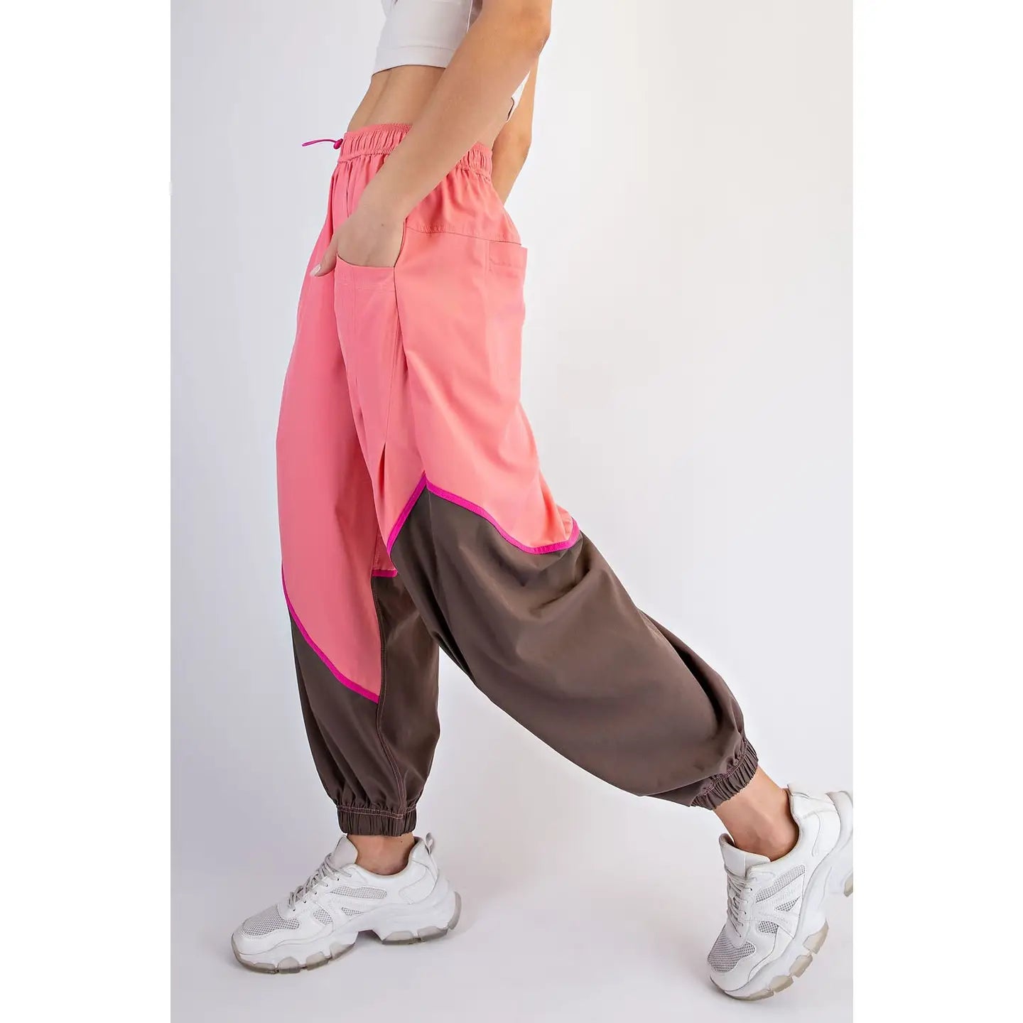 Contrast Flow Jogger:Rose/Brown