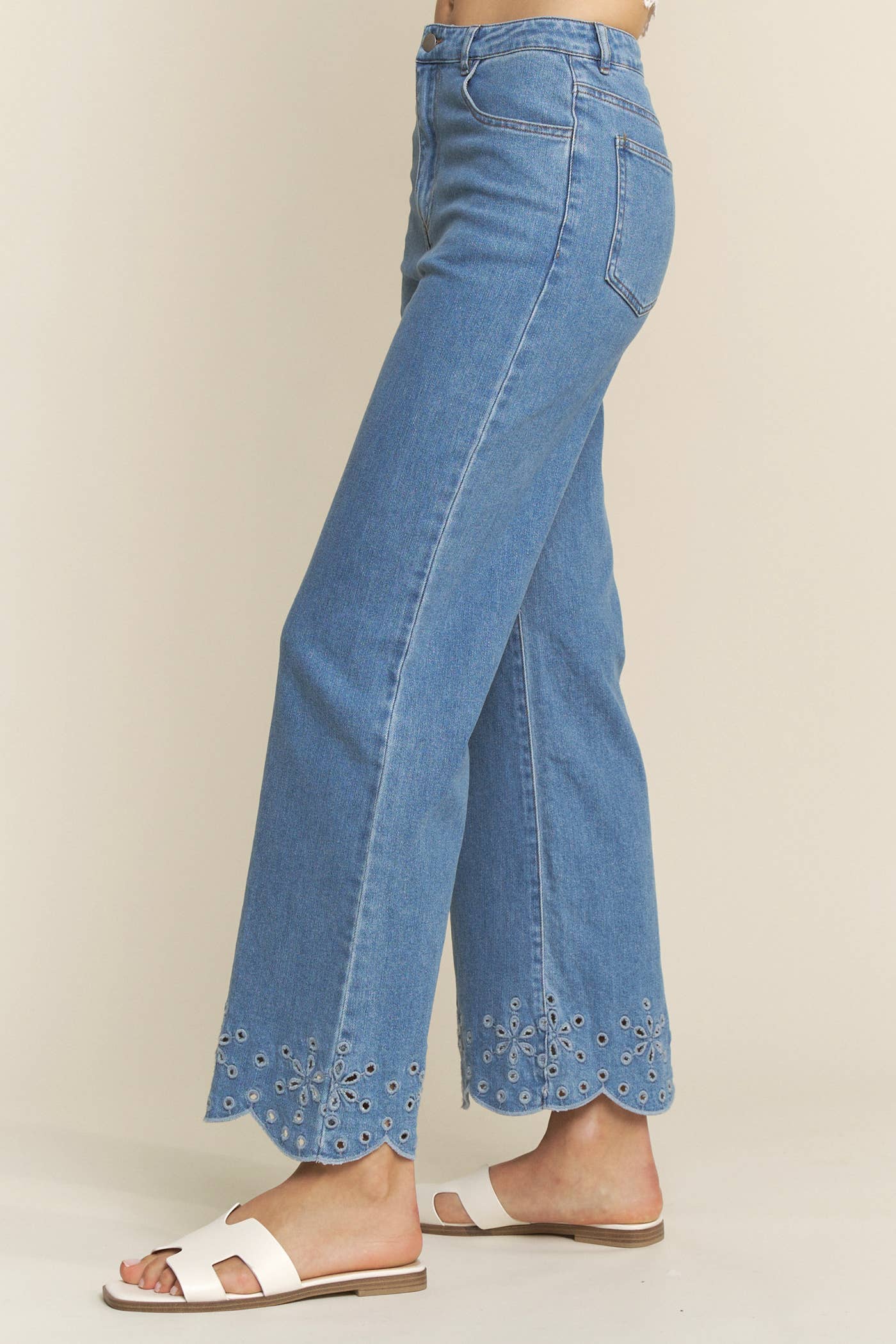 Detail Flare Jeans: Denim