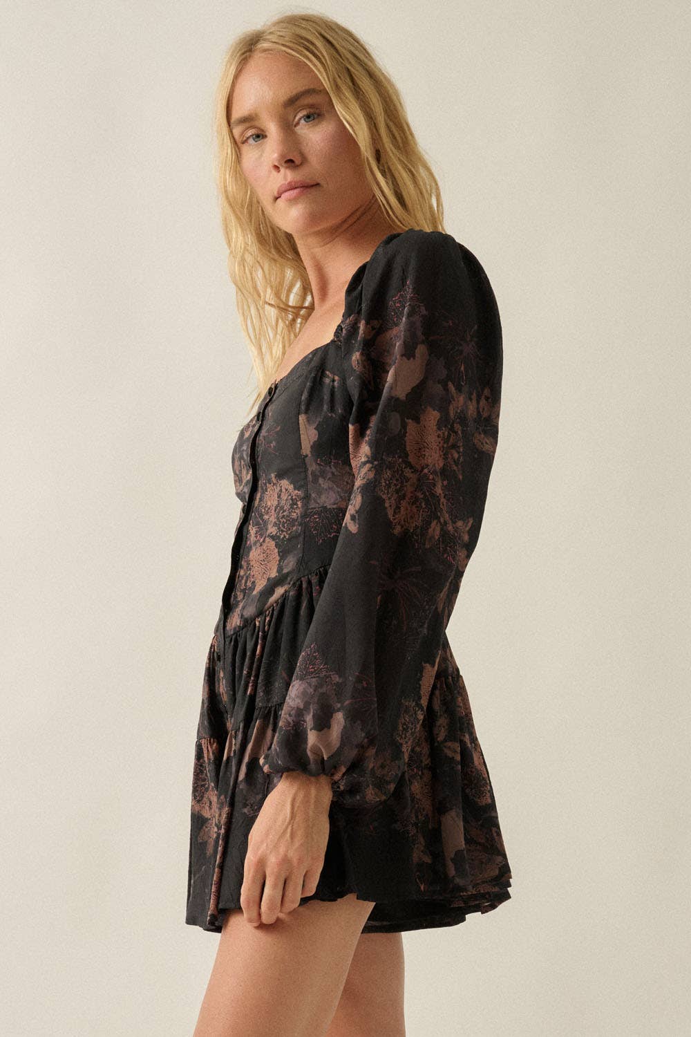 Floral Chiffon Ruffle Romper: Black