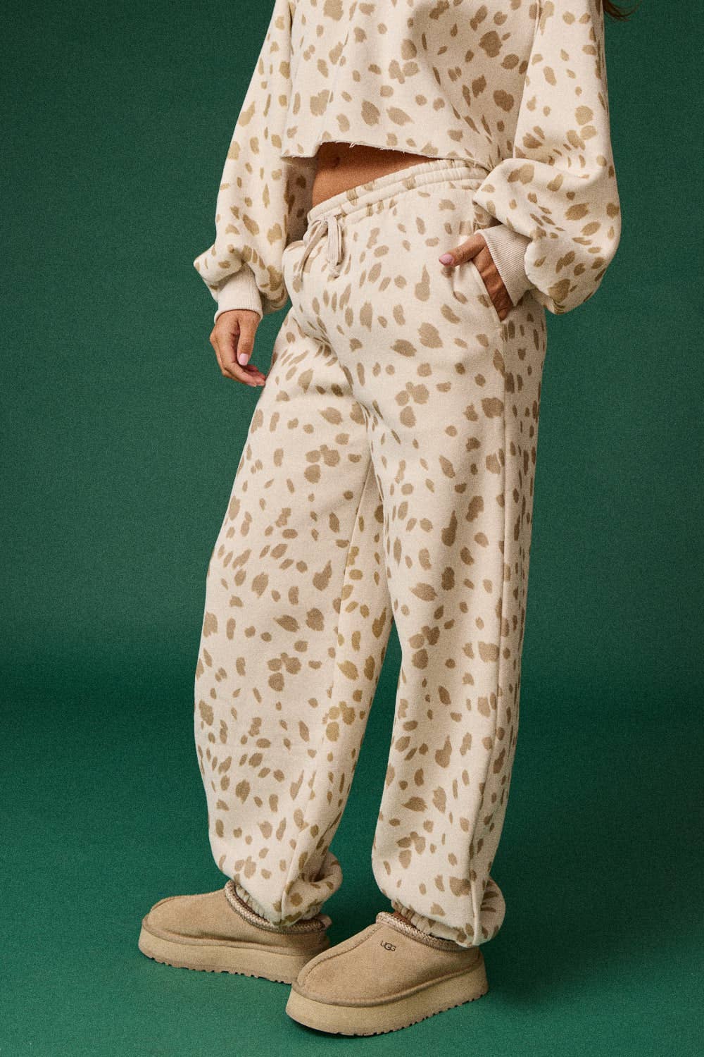 Printed Joggers: Cream/Mocha