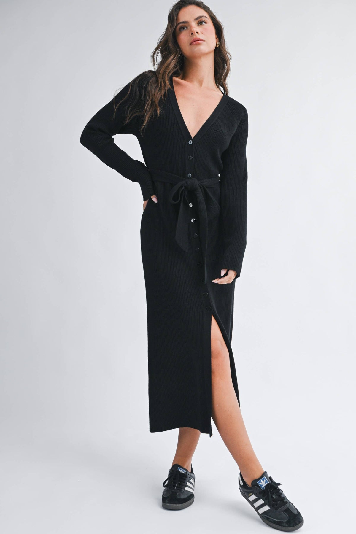 Ribbed Button Midi Dress: Black