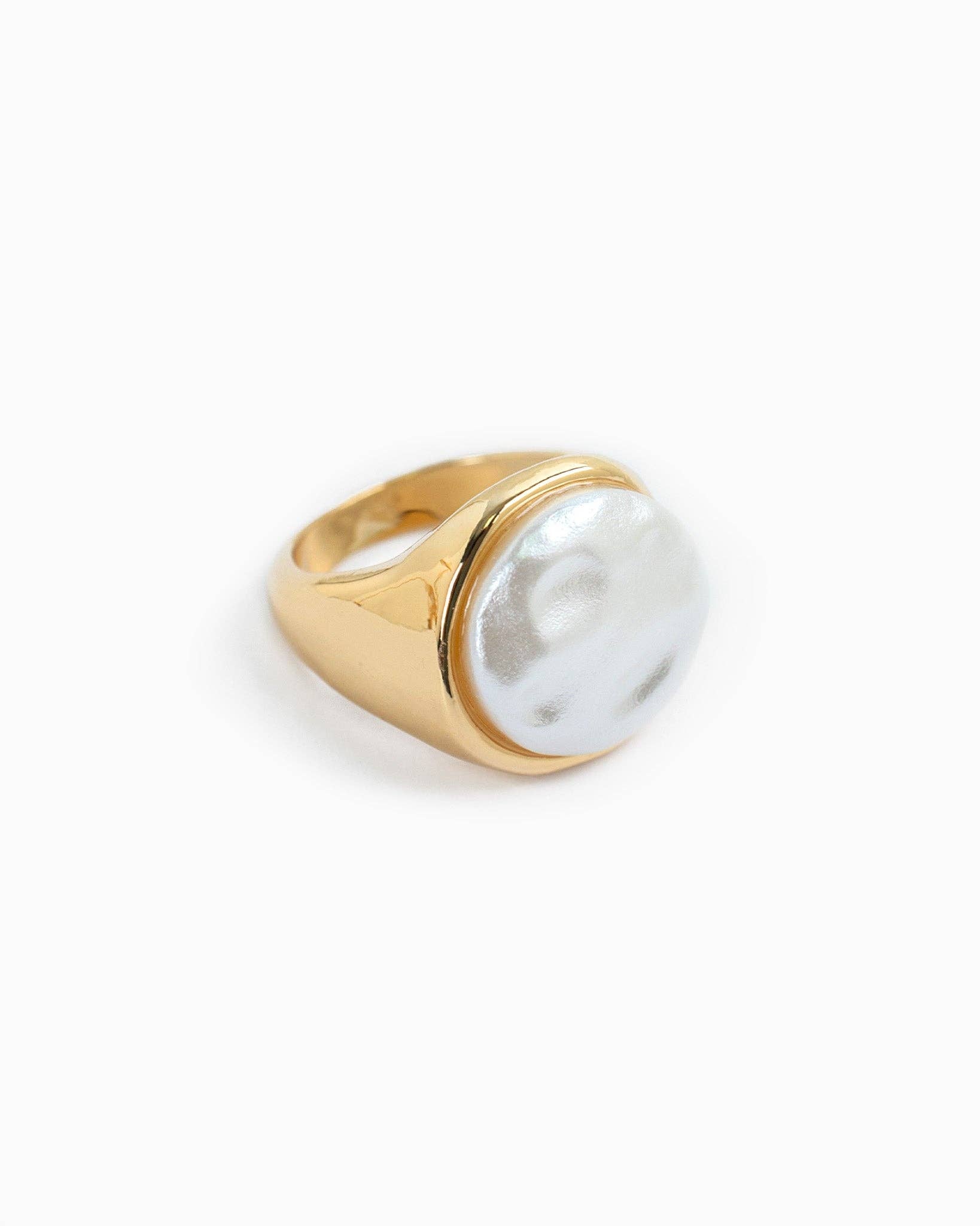 Pearl Bold Dome Ring