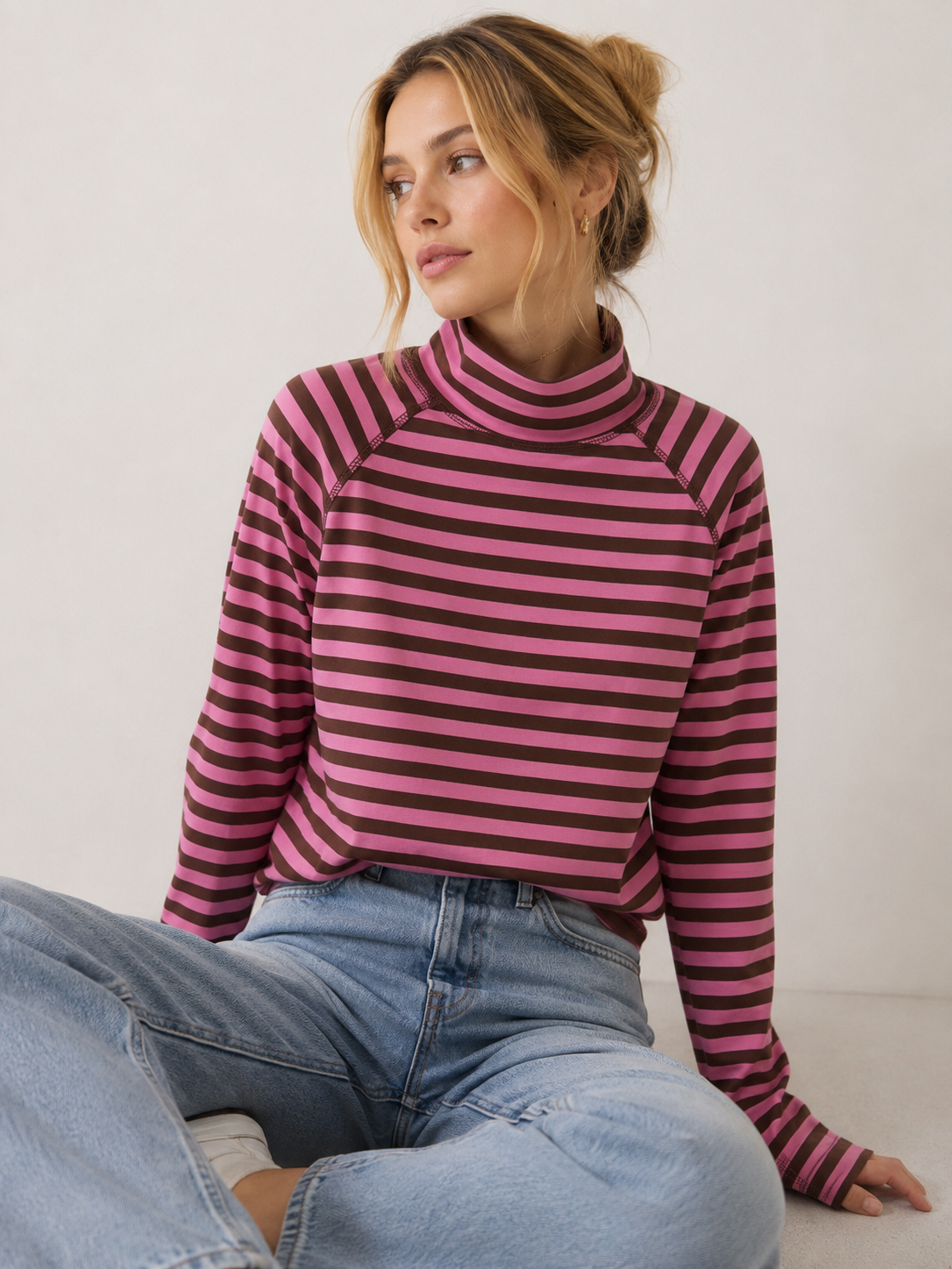 Mock Neck Chocolate/Pink