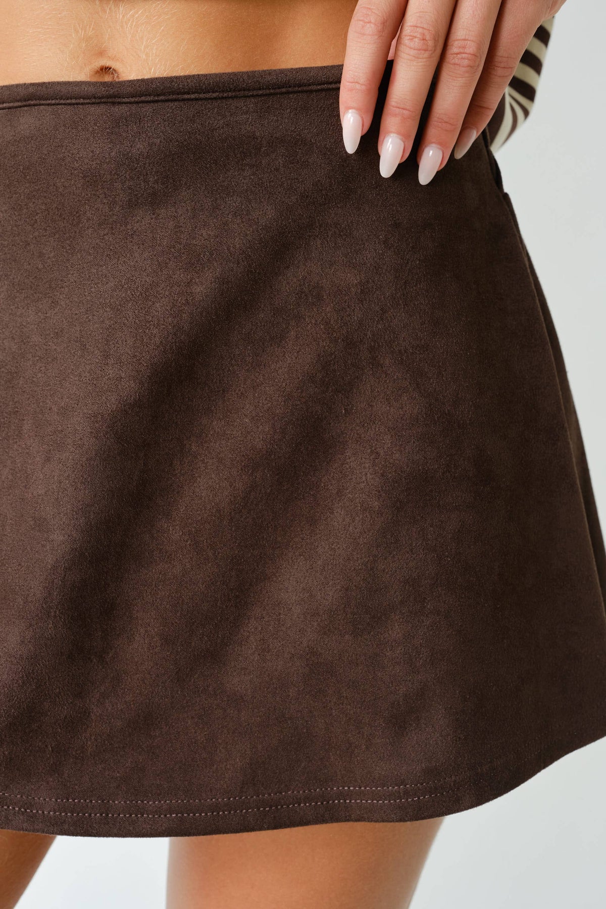 Mojave Suede Skort: Coffee Bean