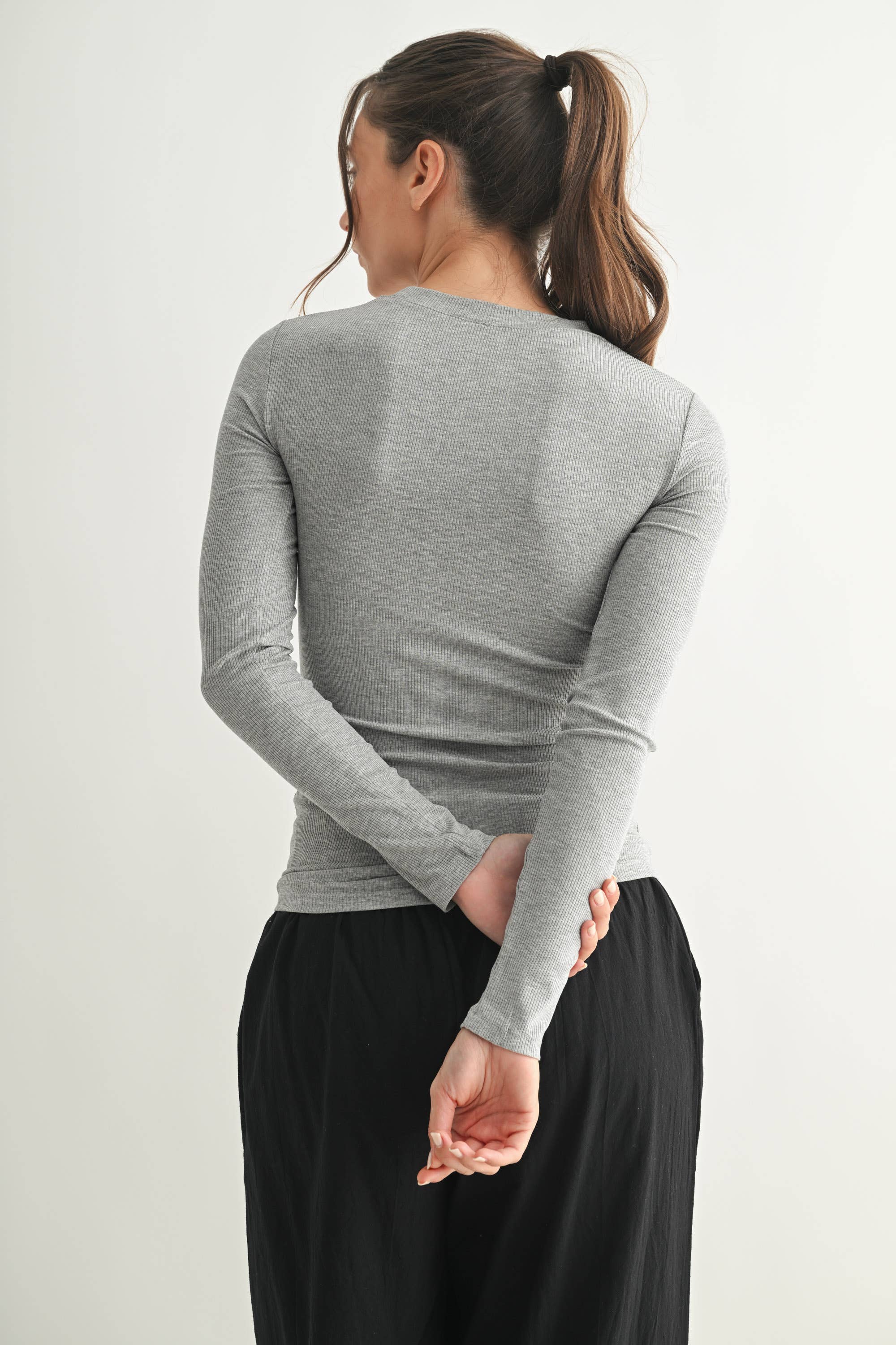 Micro-Ribbed Athleisure Top:Grey