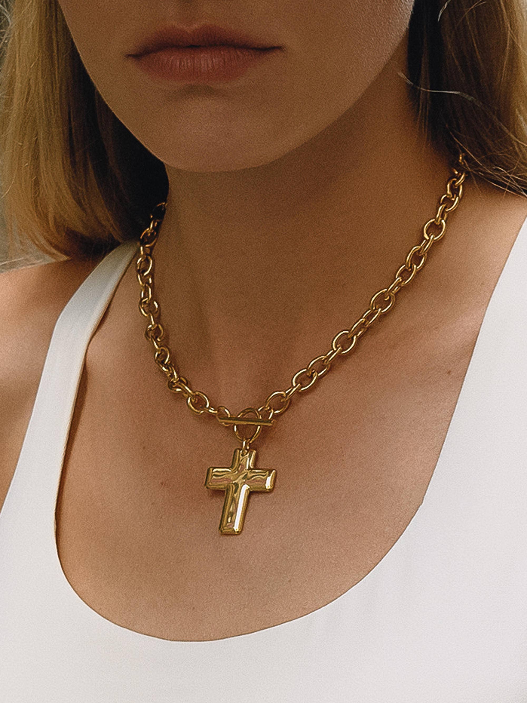 Trinite 18K Gold Cross Pendant Necklace