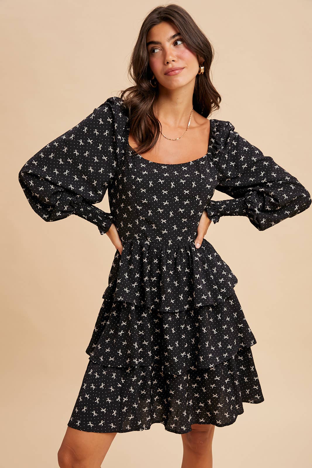 Long Sleeve Tiered Mini Dress:Black